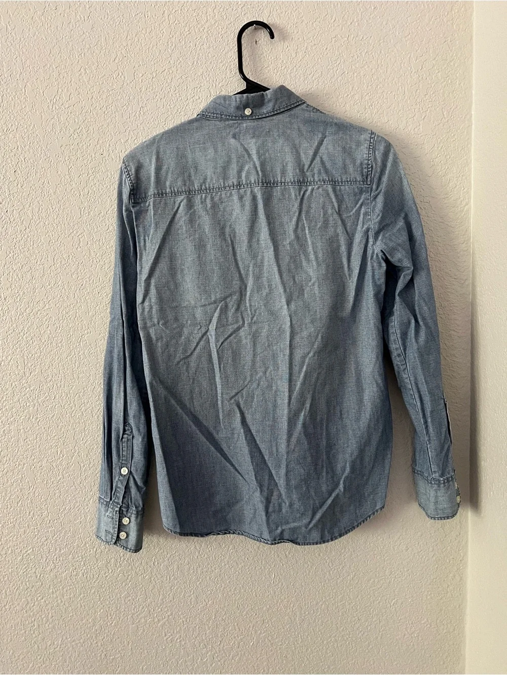 J. Crew Light Blue Denim Button-Down Shirt Small
